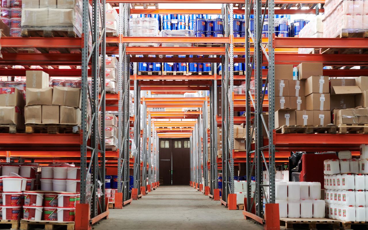 Logistics & distribution loading dock